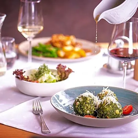 B&B Restaurant Dorfalm 3*