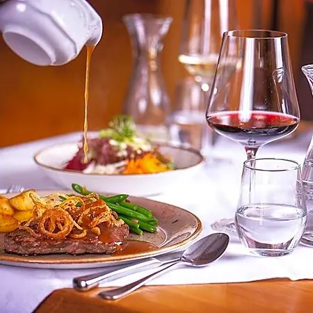 Restaurant Dorfalm 레오강